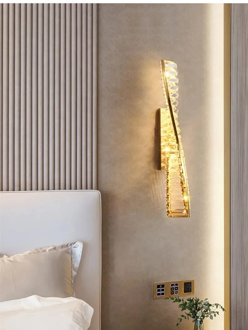 Modern Bedside Led Wall Lamp Luxury Lustre Crystal Wall Scones Gold Metal Sofaside Mounted Lamp Home Decor Indoor Light Fixture