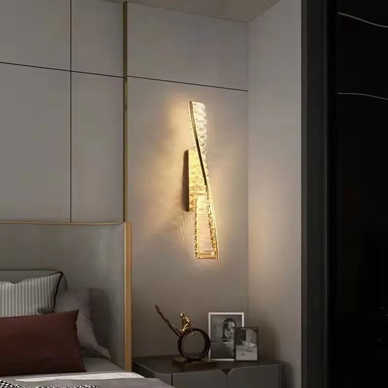 Modern Bedside Led Wall Lamp Luxury Lustre Crystal Wall Scones Gold Metal Sofaside Mounted Lamp Home Decor Indoor Light Fixture